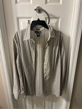 Men's Vertical Stripe Dress Shirt - White & Black